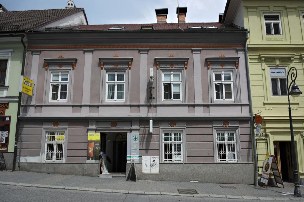 Gran Hostel Banská Bystrica Exteriör bild